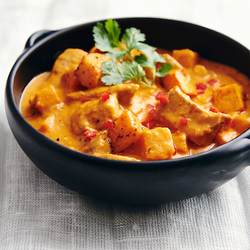 Curry sri lankais avec des cubes de porc